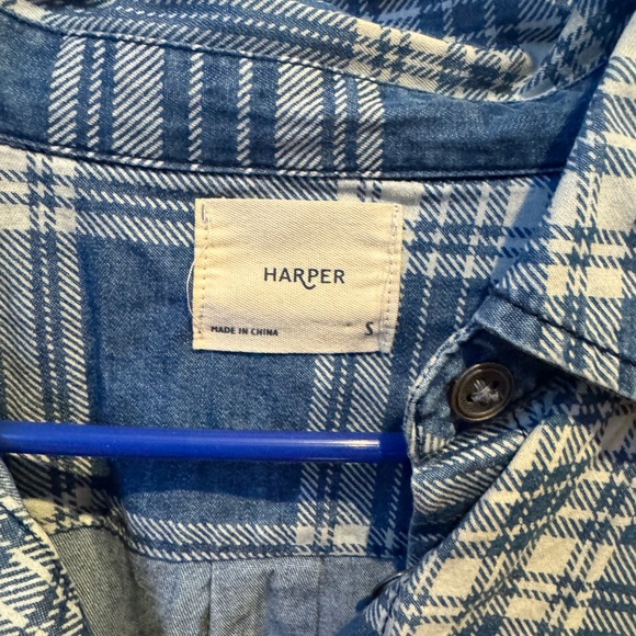 Button Down - Picture 4 of 4